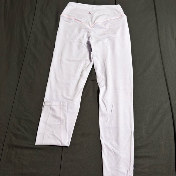 Vitality Lavender High-Waisted Leggings - Picture 2 of 4